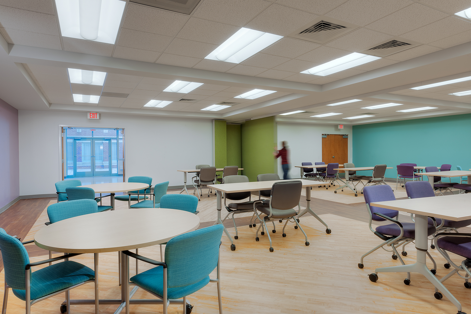 https://ebapc.com/wp-content/uploads/2016/04/HDPhoto_130104_10a_FS__Group-Therapy-and-Multipurpose-Room.jpg